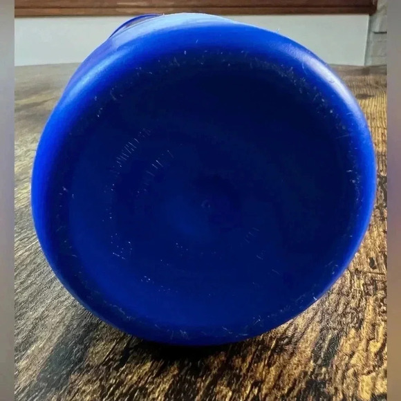 Victorias Secret | PINK Campus plastic water bottle - Picture 8 of 12